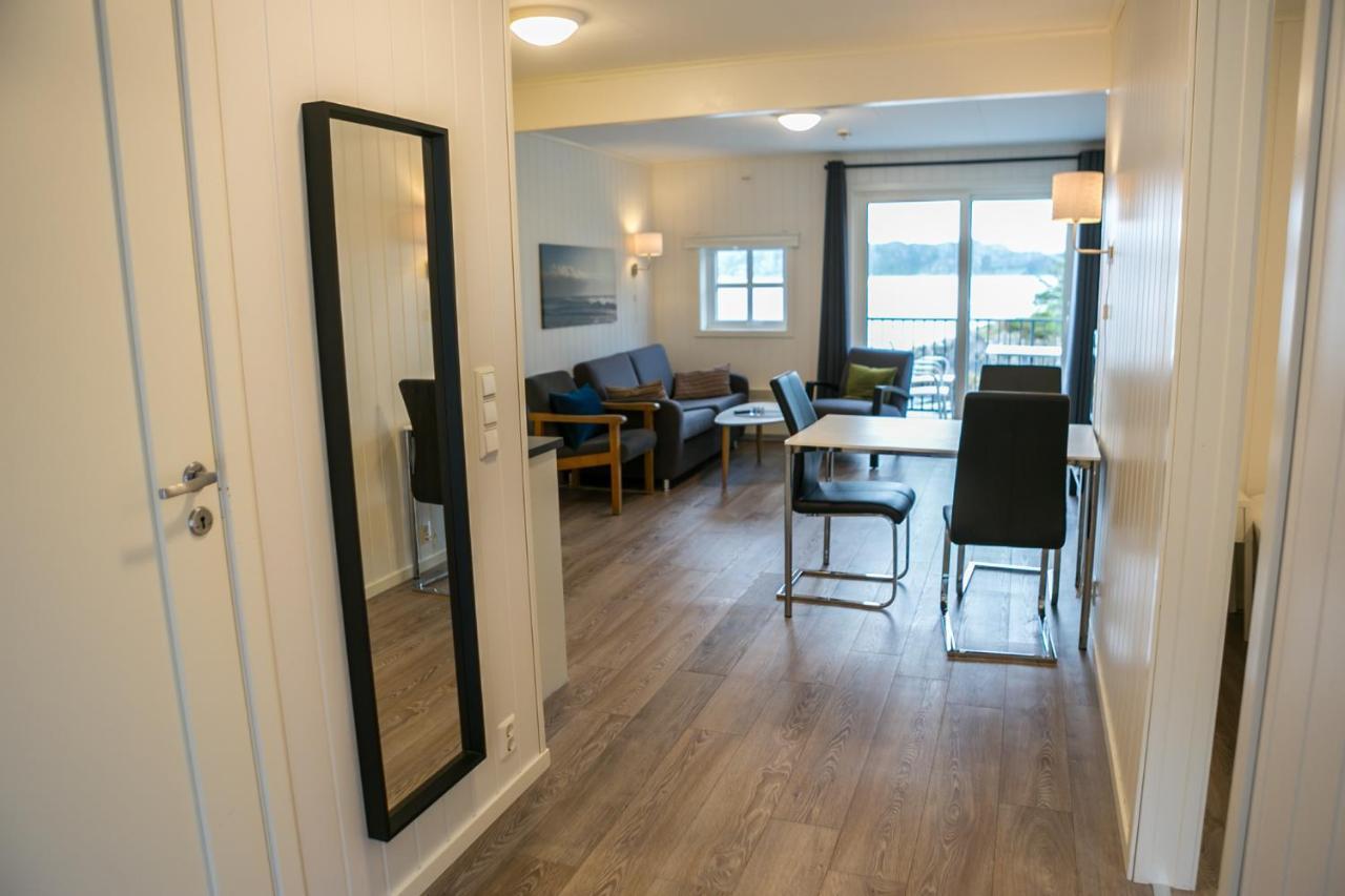 Floro Rorbu Apartment Bagian luar foto