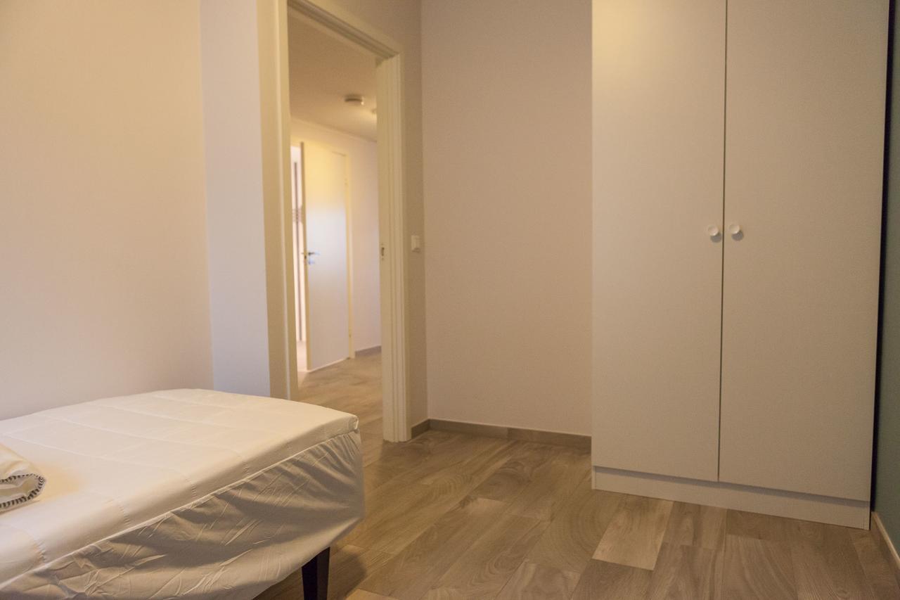 Floro Rorbu Apartment Bagian luar foto